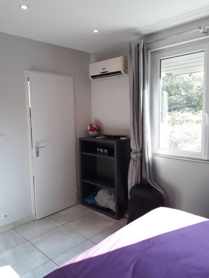 Guest House Domaine Des Grouilleres Saint-Clair-du-Rhone Buitenkant foto
